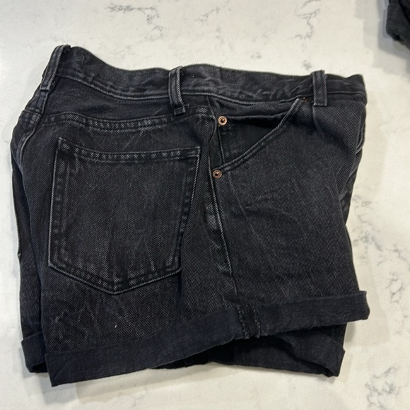 Abercrombie & Fitch Annie High Rise Shorts - Picture 8 of 9